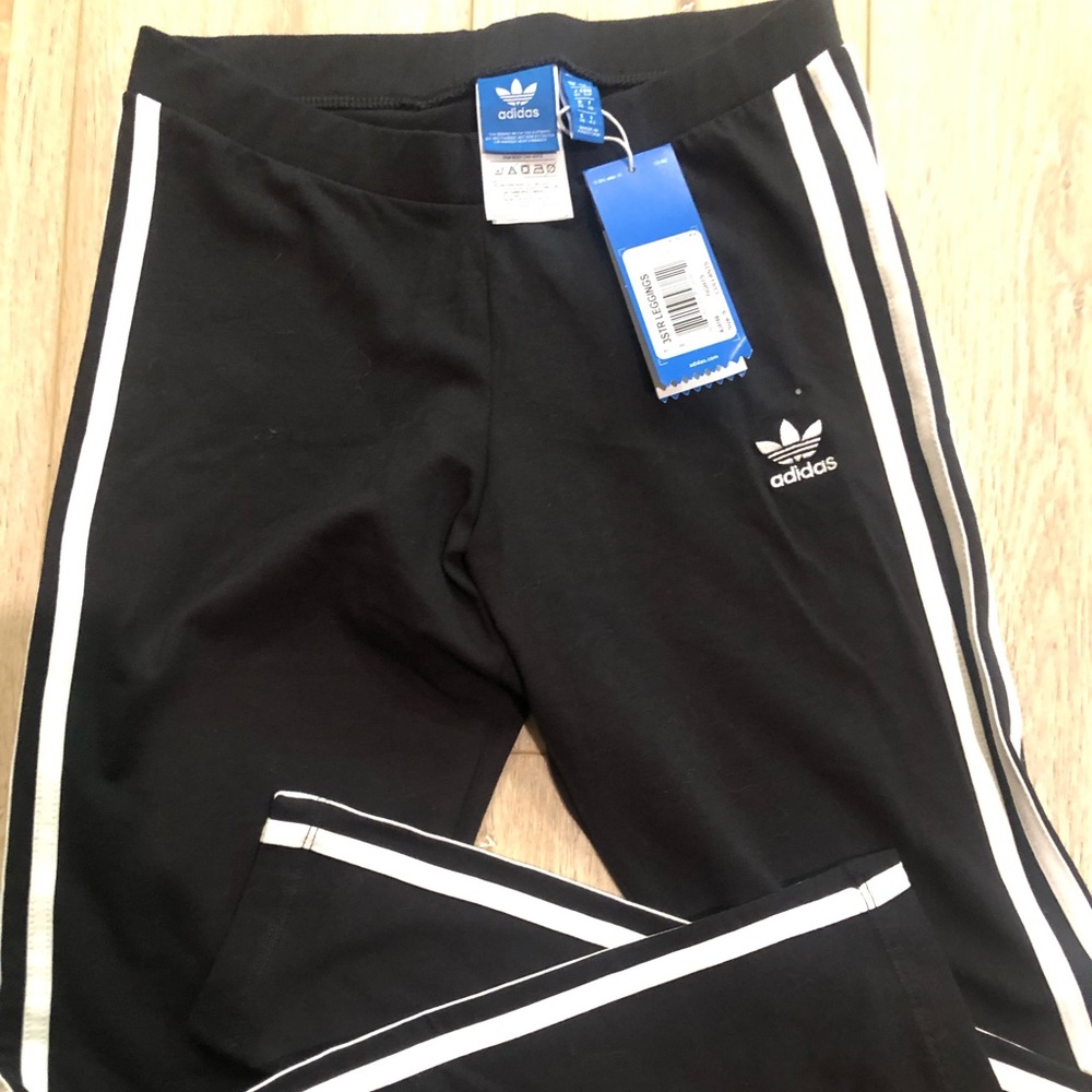 Adidas 3 stripe legging